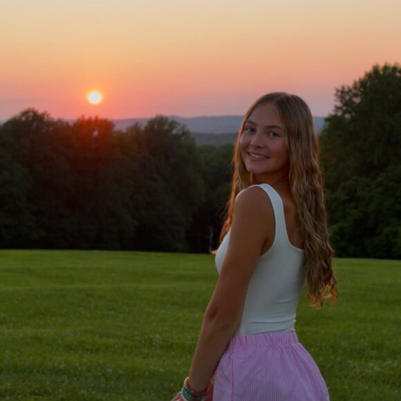 Meet your Posher, Kiara - Picture 1 of 1